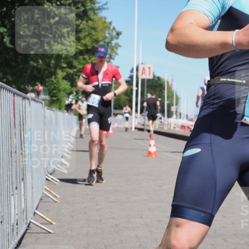 17.08.2025 - KN Förde Triathlon 2025 KatJ http://msf.ph/oto/8588840 17.08.2025 13:32:53 Laufen 413, 458, 466, 469 meine-sportfotos.de