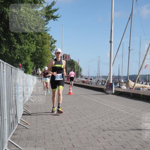 17.08.2025 - KN Förde Triathlon 2025 KatJ http://msf.ph/oto/8588862 17.08.2025 10:40:24 Laufen 205, 207 meine-sportfotos.de