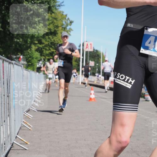 17.08.2025 - KN Förde Triathlon 2025 KatJ http://msf.ph/oto/8588884 17.08.2025 13:32:56 Laufen 418, 458, 466, 548 meine-sportfotos.de