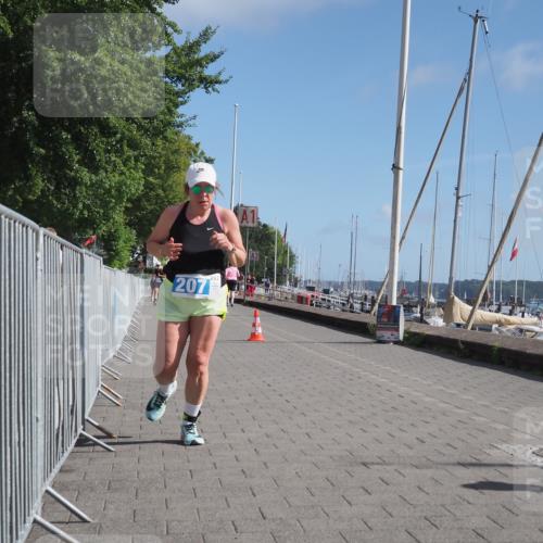 17.08.2025 - KN Förde Triathlon 2025 KatJ http://msf.ph/oto/8588943 17.08.2025 10:40:30 Laufen 207 meine-sportfotos.de