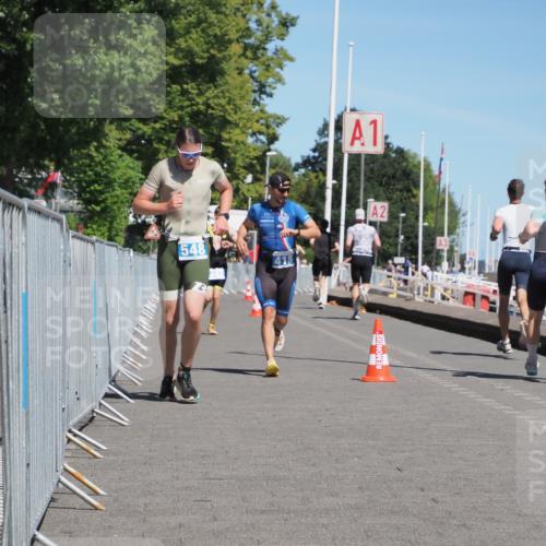 17.08.2025 - KN Förde Triathlon 2025 KatJ http://msf.ph/oto/8588946 17.08.2025 13:32:59 Laufen 418, 458, 493, 548 meine-sportfotos.de