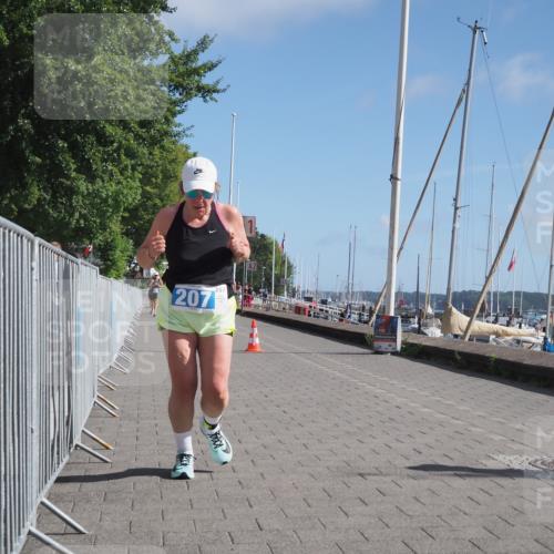 17.08.2025 - KN Förde Triathlon 2025 KatJ http://msf.ph/oto/8588956 17.08.2025 10:40:30 Laufen 207 meine-sportfotos.de