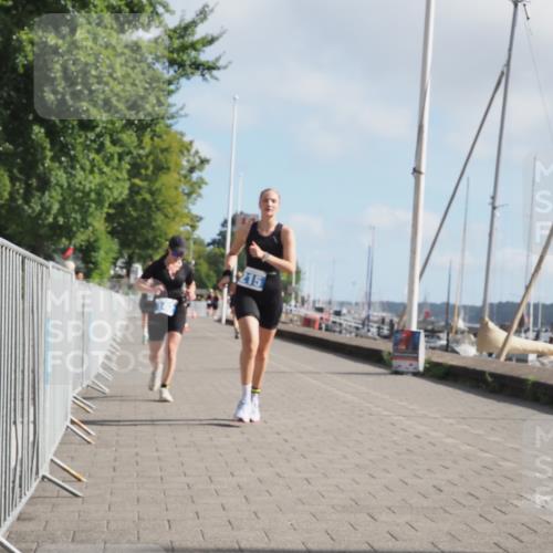 17.08.2025 - KN Förde Triathlon 2025 KatJ http://msf.ph/oto/8588984 17.08.2025 10:15:21 Laufen 142, 183, 215, 242 meine-sportfotos.de