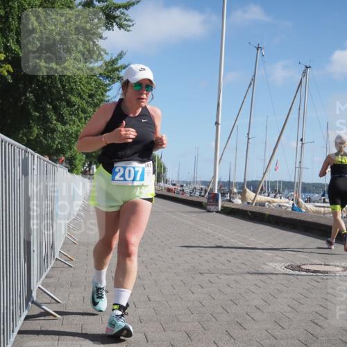 17.08.2025 - KN Förde Triathlon 2025 KatJ http://msf.ph/oto/8588992 17.08.2025 10:40:31 Laufen 207 meine-sportfotos.de