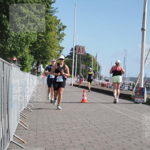 17.08.2025 - KN Förde Triathlon 2025 KatJ http://msf.ph/oto/8589008 17.08.2025 10:40:41 Laufen 201, 212 meine-sportfotos.de