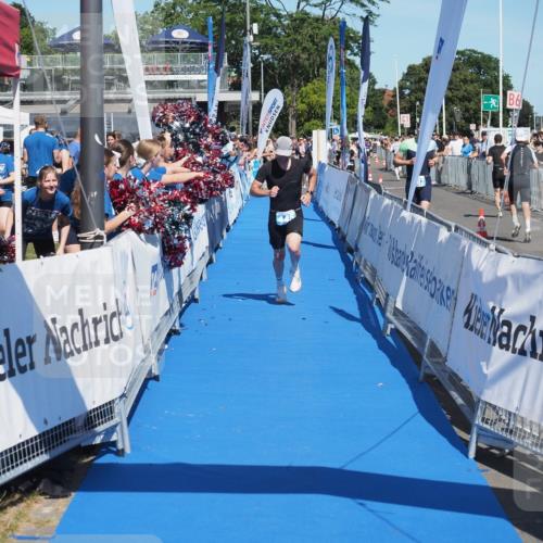 17.08.2025 - KN Förde Triathlon 2025 MichiJ http://msf.ph/oto/8589036 17.08.2025 13:45:59 Laufen 445 meine-sportfotos.de