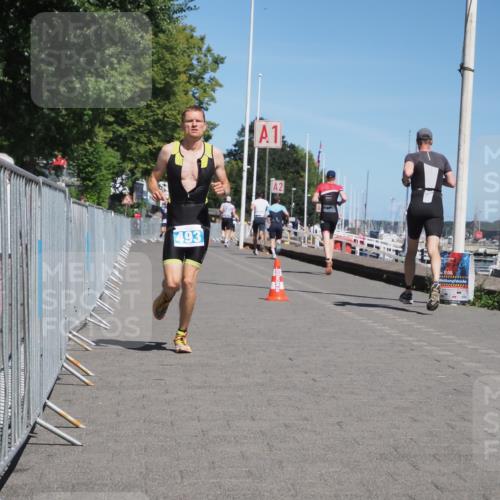 17.08.2025 - KN Förde Triathlon 2025 KatJ http://msf.ph/oto/8589058 17.08.2025 13:33:05 Laufen 418, 493, 548 meine-sportfotos.de
