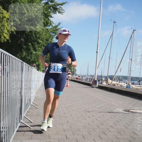 17.08.2025 - KN Förde Triathlon 2025 KatJ http://msf.ph/oto/8589107 17.08.2025 10:40:47 Laufen 201, 212 meine-sportfotos.de