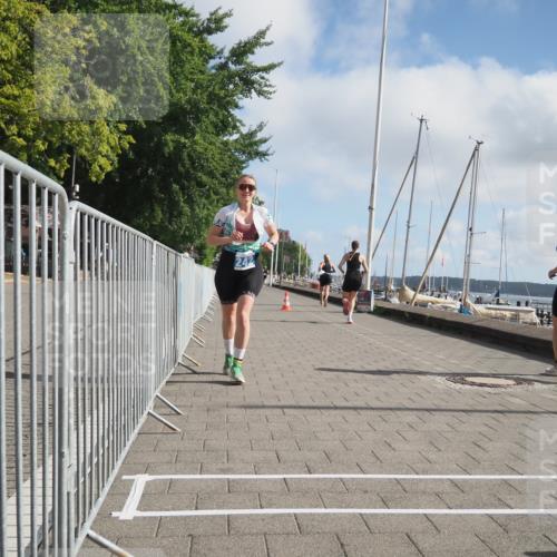 17.08.2025 - KN Förde Triathlon 2025 KatJ http://msf.ph/oto/8589112 17.08.2025 10:15:30 Laufen 242 meine-sportfotos.de