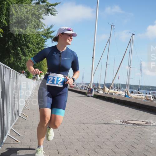 17.08.2025 - KN Förde Triathlon 2025 KatJ http://msf.ph/oto/8589115 17.08.2025 10:40:47 Laufen 201, 212 meine-sportfotos.de