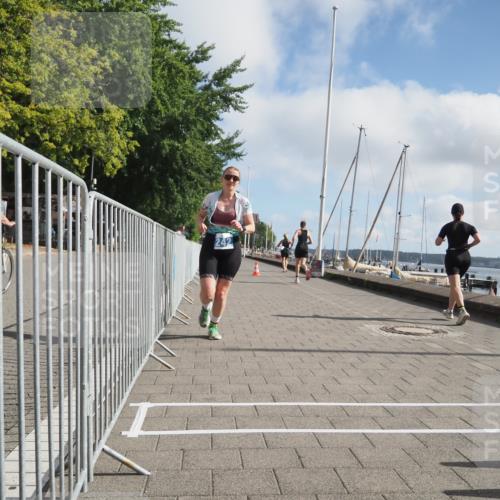 17.08.2025 - KN Förde Triathlon 2025 KatJ http://msf.ph/oto/8589119 17.08.2025 10:15:30 Laufen 242 meine-sportfotos.de