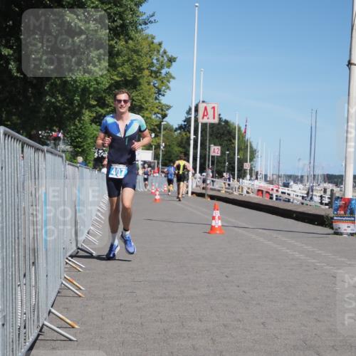 17.08.2025 - KN Förde Triathlon 2025 KatJ http://msf.ph/oto/8589122 17.08.2025 13:33:20 Laufen 407 meine-sportfotos.de