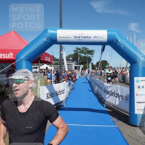 17.08.2025 - KN Förde Triathlon 2025 MichiJ http://msf.ph/oto/8589132 17.08.2025 13:46:02 Laufen 445 meine-sportfotos.de