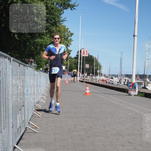 17.08.2025 - KN Förde Triathlon 2025 KatJ http://msf.ph/oto/8589146 17.08.2025 13:33:21 Laufen 407 meine-sportfotos.de