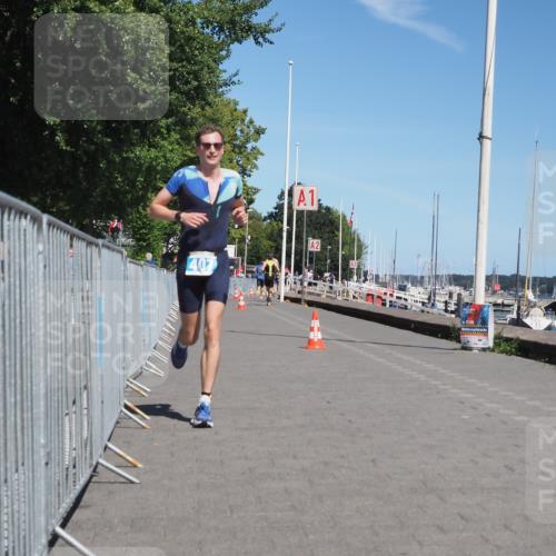 17.08.2025 - KN Förde Triathlon 2025 KatJ http://msf.ph/oto/8589150 17.08.2025 13:33:21 Laufen 407 meine-sportfotos.de