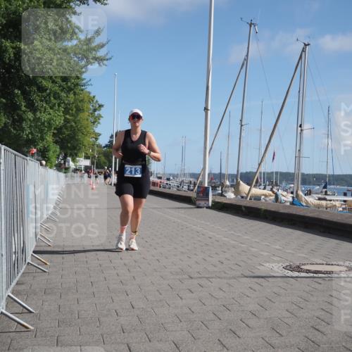17.08.2025 - KN Förde Triathlon 2025 KatJ http://msf.ph/oto/8589157 17.08.2025 10:41:17 Laufen 213 meine-sportfotos.de