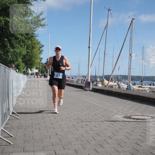 17.08.2025 - KN Förde Triathlon 2025 KatJ http://msf.ph/oto/8589167 17.08.2025 10:41:17 Laufen 213 meine-sportfotos.de