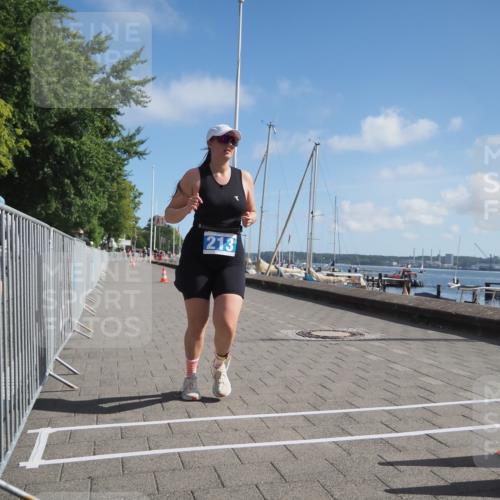 17.08.2025 - KN Förde Triathlon 2025 KatJ http://msf.ph/oto/8589197 17.08.2025 10:41:19 Laufen 213 meine-sportfotos.de