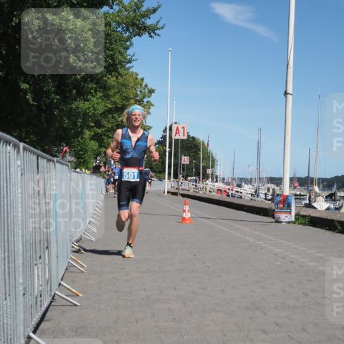 17.08.2025 - KN Förde Triathlon 2025 KatJ http://msf.ph/oto/8589217 17.08.2025 13:33:39 Laufen 501 meine-sportfotos.de