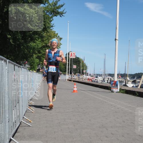 17.08.2025 - KN Förde Triathlon 2025 KatJ http://msf.ph/oto/8589226 17.08.2025 13:33:39 Laufen 501 meine-sportfotos.de