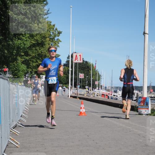 17.08.2025 - KN Förde Triathlon 2025 KatJ http://msf.ph/oto/8589268 17.08.2025 13:33:47 Laufen 433 meine-sportfotos.de