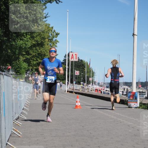 17.08.2025 - KN Förde Triathlon 2025 KatJ http://msf.ph/oto/8589276 17.08.2025 13:33:47 Laufen 433 meine-sportfotos.de