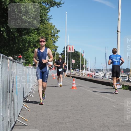 17.08.2025 - KN Förde Triathlon 2025 KatJ http://msf.ph/oto/8589363 17.08.2025 13:33:55 Laufen 445, 452, 453, 464 meine-sportfotos.de
