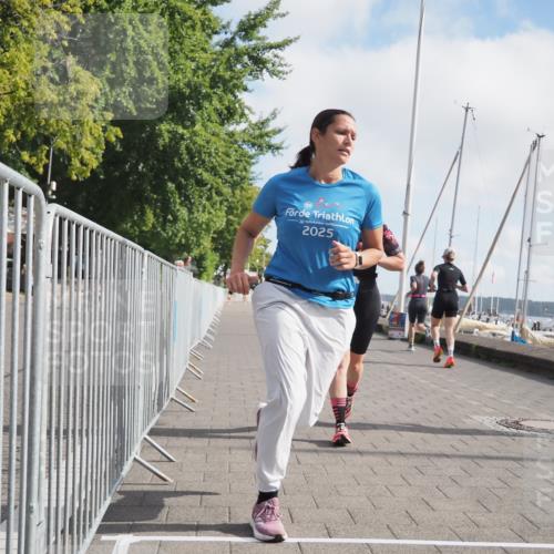 17.08.2025 - KN Förde Triathlon 2025 KatJ http://msf.ph/oto/8589381 17.08.2025 10:15:51 Laufen 152, 169 meine-sportfotos.de