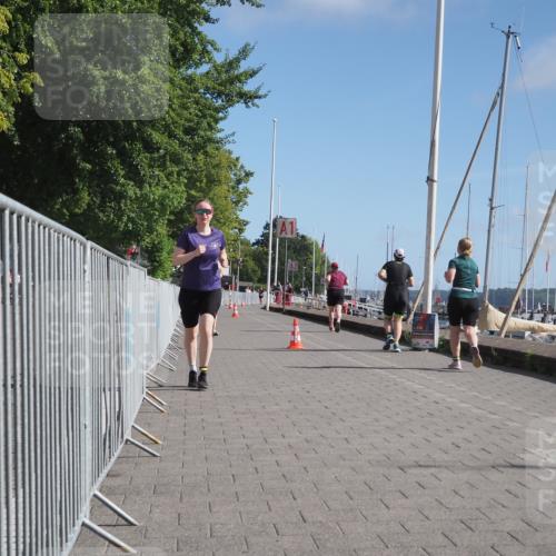 17.08.2025 - KN Förde Triathlon 2025 KatJ http://msf.ph/oto/8589394 17.08.2025 10:42:06 Laufen 170, 230 meine-sportfotos.de
