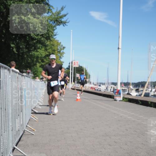 17.08.2025 - KN Förde Triathlon 2025 KatJ http://msf.ph/oto/8589399 17.08.2025 13:33:59 Laufen 445, 452, 453, 464 meine-sportfotos.de
