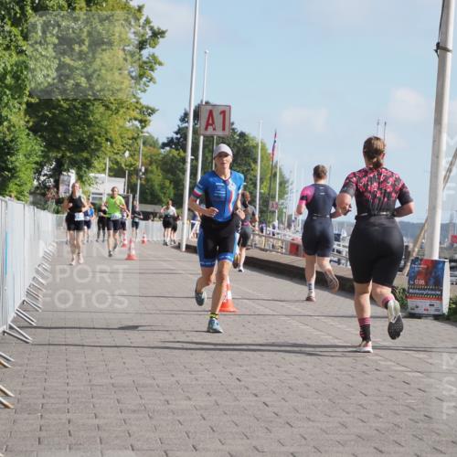 17.08.2025 - KN Förde Triathlon 2025 KatJ http://msf.ph/oto/8589400 17.08.2025 10:15:58 Laufen 108 meine-sportfotos.de