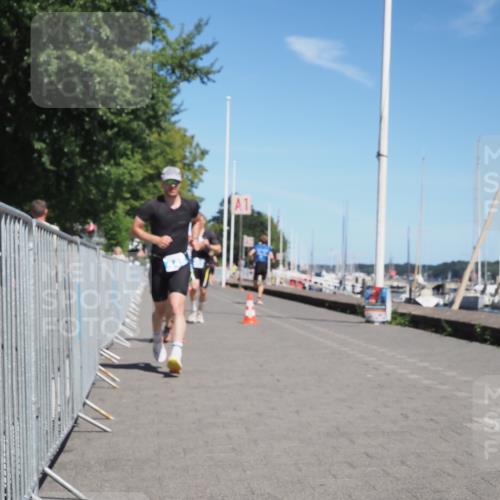 17.08.2025 - KN Förde Triathlon 2025 KatJ http://msf.ph/oto/8589402 17.08.2025 13:33:59 Laufen 445, 452, 453, 464 meine-sportfotos.de