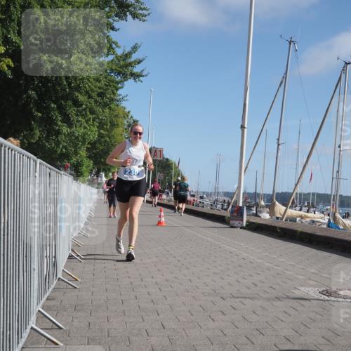 17.08.2025 - KN Förde Triathlon 2025 KatJ http://msf.ph/oto/8589454 17.08.2025 10:42:12 Laufen 170, 230 meine-sportfotos.de