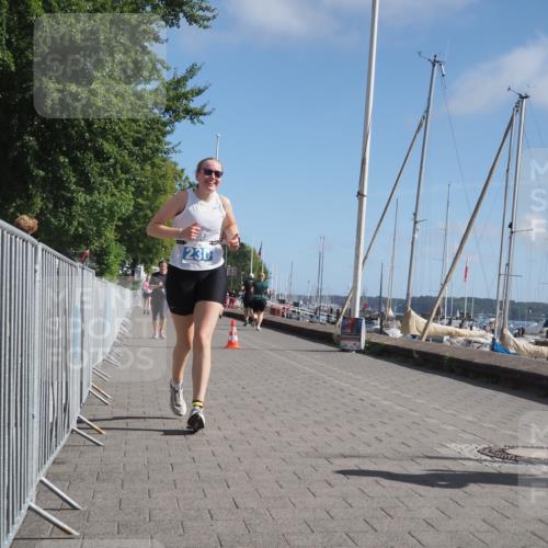 17.08.2025 - KN Förde Triathlon 2025 KatJ http://msf.ph/oto/8589484 17.08.2025 10:42:13 Laufen 230 meine-sportfotos.de