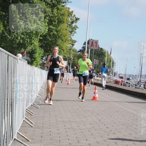 17.08.2025 - KN Förde Triathlon 2025 KatJ http://msf.ph/oto/8589489 17.08.2025 10:16:06 Laufen 187, 218 meine-sportfotos.de
