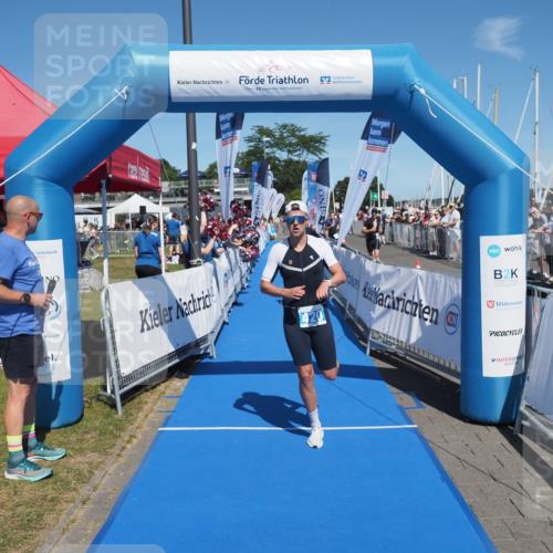 17.08.2025 - KN Förde Triathlon 2025 MichiJ http://msf.ph/oto/8589514 17.08.2025 13:47:35 Laufen 420, 424 meine-sportfotos.de