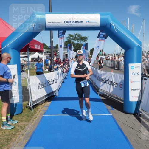17.08.2025 - KN Förde Triathlon 2025 MichiJ http://msf.ph/oto/8589519 17.08.2025 13:47:35 Laufen 420, 424 meine-sportfotos.de