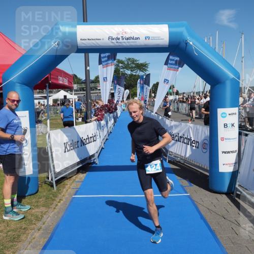 17.08.2025 - KN Förde Triathlon 2025 MichiJ http://msf.ph/oto/8589548 17.08.2025 13:47:37 Laufen 420, 424 meine-sportfotos.de