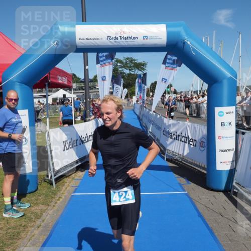 17.08.2025 - KN Förde Triathlon 2025 MichiJ http://msf.ph/oto/8589561 17.08.2025 13:47:37 Laufen 420, 424 meine-sportfotos.de
