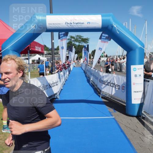 17.08.2025 - KN Förde Triathlon 2025 MichiJ http://msf.ph/oto/8589573 17.08.2025 13:47:38 Laufen 420, 424 meine-sportfotos.de