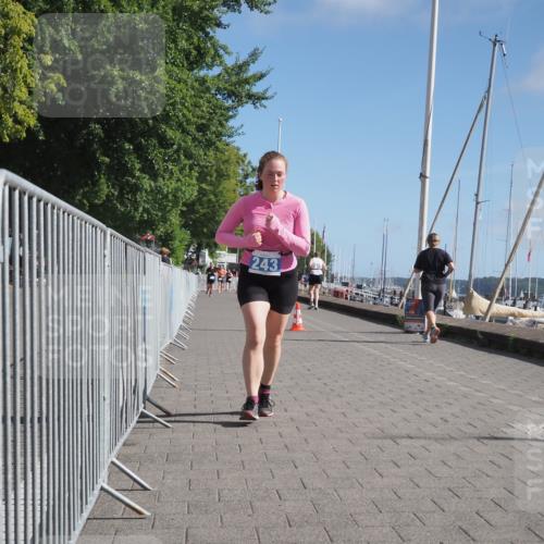 17.08.2025 - KN Förde Triathlon 2025 KatJ http://msf.ph/oto/8589588 17.08.2025 10:42:30 Laufen 243 meine-sportfotos.de