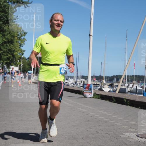 17.08.2025 - KN Förde Triathlon 2025 KatJ http://msf.ph/oto/8589589 17.08.2025 13:34:28 Laufen 401, 456 meine-sportfotos.de