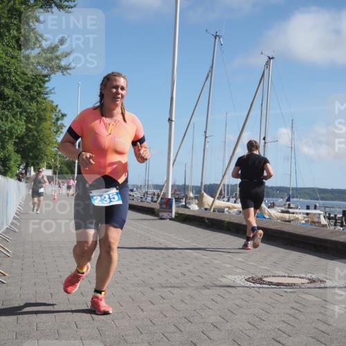 17.08.2025 - KN Förde Triathlon 2025 KatJ http://msf.ph/oto/8589778 17.08.2025 10:42:57 Laufen 194, 235 meine-sportfotos.de