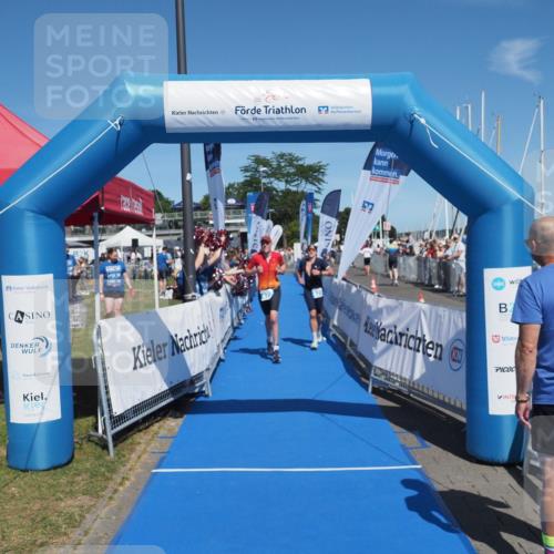17.08.2025 - KN Förde Triathlon 2025 MichiJ http://msf.ph/oto/8589793 17.08.2025 13:48:24 Laufen 431, 472 meine-sportfotos.de