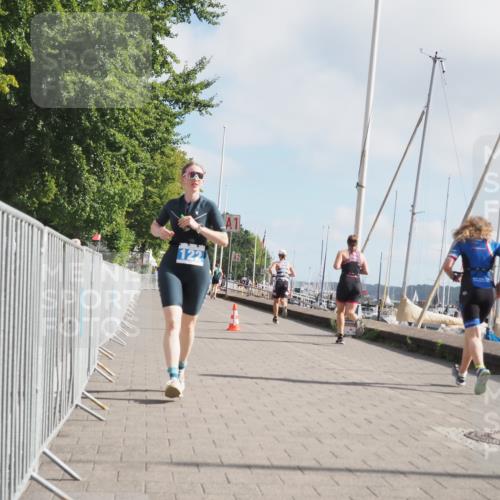 17.08.2025 - KN Förde Triathlon 2025 KatJ http://msf.ph/oto/8589805 17.08.2025 10:16:28 Laufen 122, 196 meine-sportfotos.de