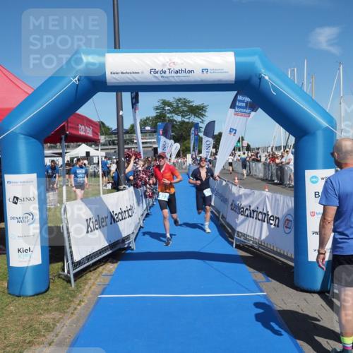 17.08.2025 - KN Förde Triathlon 2025 MichiJ http://msf.ph/oto/8589810 17.08.2025 13:48:24 Laufen 431, 472 meine-sportfotos.de