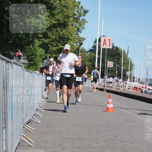 17.08.2025 - KN Förde Triathlon 2025 KatJ http://msf.ph/oto/8589814 17.08.2025 13:34:51 Laufen 425, 435, 439, 470, 513 meine-sportfotos.de