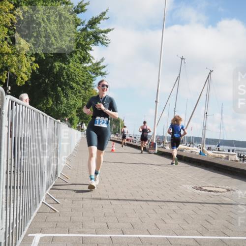 17.08.2025 - KN Förde Triathlon 2025 KatJ http://msf.ph/oto/8589823 17.08.2025 10:16:29 Laufen 122, 196 meine-sportfotos.de
