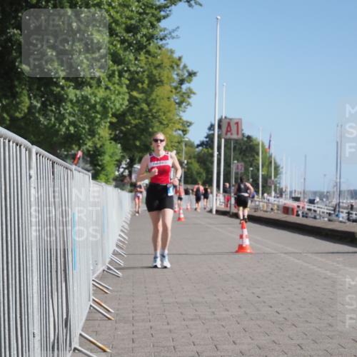 17.08.2025 - KN Förde Triathlon 2025 KatJ http://msf.ph/oto/8589846 17.08.2025 10:43:27 Laufen 171 meine-sportfotos.de