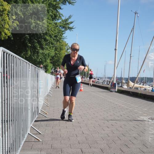 17.08.2025 - KN Förde Triathlon 2025 KatJ http://msf.ph/oto/8589989 17.08.2025 10:43:44 Laufen 188, 190 meine-sportfotos.de